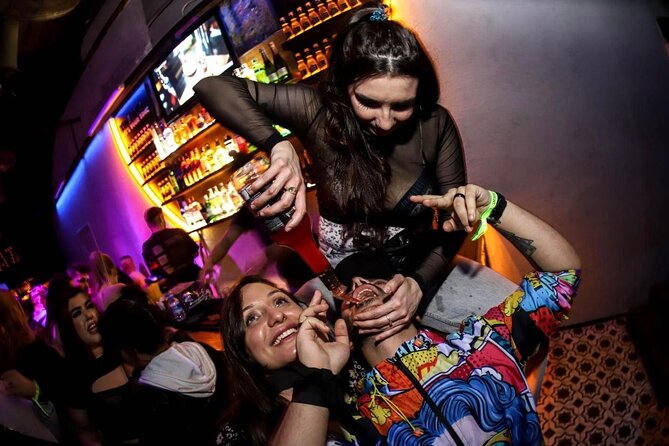 Istanbul Party Pub Crawl with Party Bus in Sultanahmet and Taksim - Price and value: $31-ish for transport, entry, and a party structure