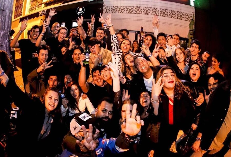 Istanbul: Party Pub Crawl with Party Bus - Meeting bar energy: ice-breaking games and raki shots