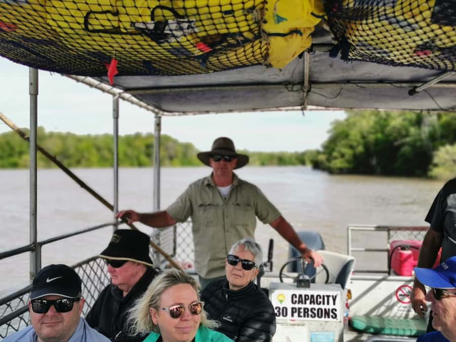 Jumping Croc Cruise, Berry Springs,Fogg Dam & Humpty Doo Pub - Should you book the Jumping Croc Cruise, Berry Springs, Fogg Dam & Humpty Doo pub day?