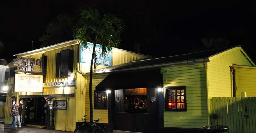 Key West: Bone Island Haunted Pub Crawl - Where to start: meetup timing and getting in fast