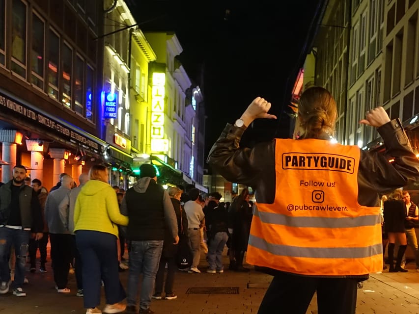 Koblenz: Private pub crawl with insider guide & free shots - Price and Value: When $335 per Group Makes Sense