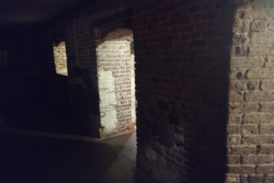 Late Night Savannah Haunted Pub Crawl - Meet Raven Under the Awning: Your First Spooky Stop