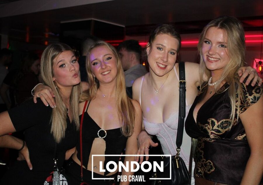 London: Central London Pub Crawl with Drink Deals - The $34 Price: What You’re Really Paying For