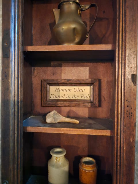 London: Pilgrims and Pirates Historical Pub Tour - Price and value: is $79 worth 3.5 hours of stories?