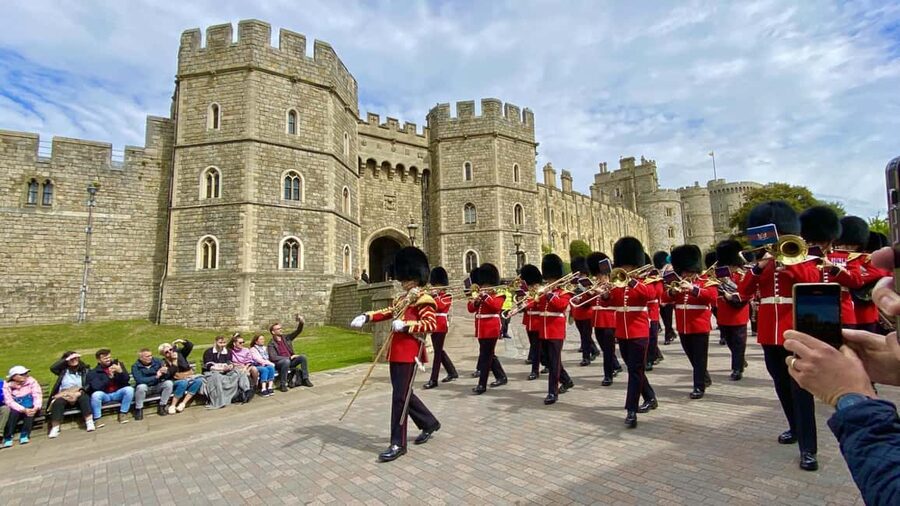 London: Windsor, Stonehenge & Bath with 14th-Century Pub - Windsor Castle: royal rooms, St. George’s Chapel, and getting there early