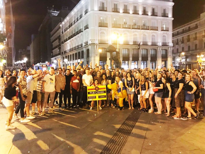 Madrid: Pub Crawl Madrid Running since 2005 Bar Exploration - Bar Stops: Shots, Discounts, and the Mix of Styles