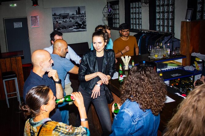 Madrid Pub Crawl with VIP Club Entrance - How to make it work for you in Madrid at night