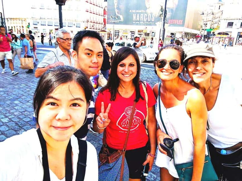 Madrid Wine Tasting, Flamenco Class and Pub Crawl - Puerta del Sol Start Point: Finding Your Bear-Logo Guide