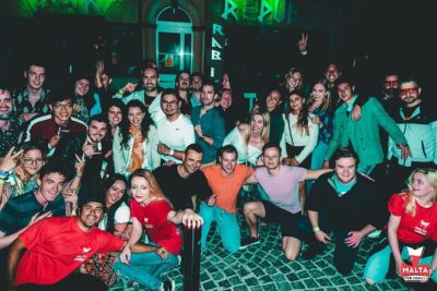Malta: Pub Crawl Paceville and St Julian's with Drinks - Paceville Party Mode: Walking Between Bars With 4 Included Drinks