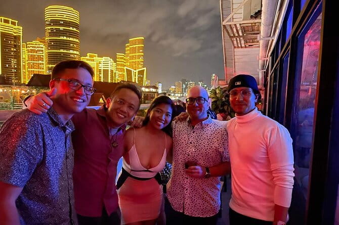 Manila Nightlife And Pub Crawl Tour Makati City - Ringside Bar and Midget Boxing: Old-School Fight Night Fun