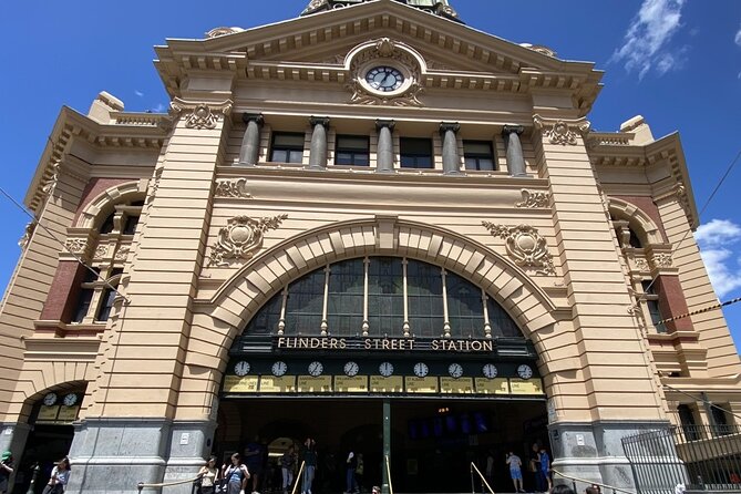 MELBOURNE Spirits and Ales Haunted Pub Tour - Stop 3: Olderfleet Building and the feel of corporate-era ghosts