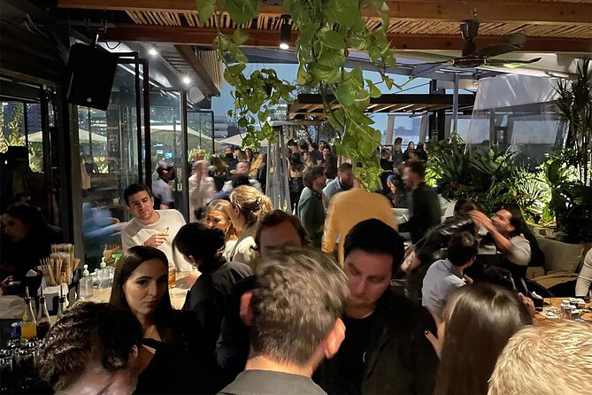 Mexico City Pub Crawl - Guide Energy and Group Vibe: The Part You Can Feel