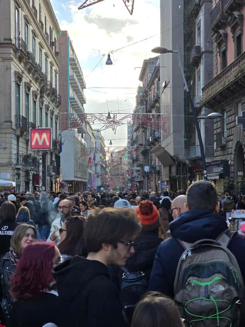 Naples Pub Crawl; from the first free Spritz to the Disco - Key highlights to know before you go
