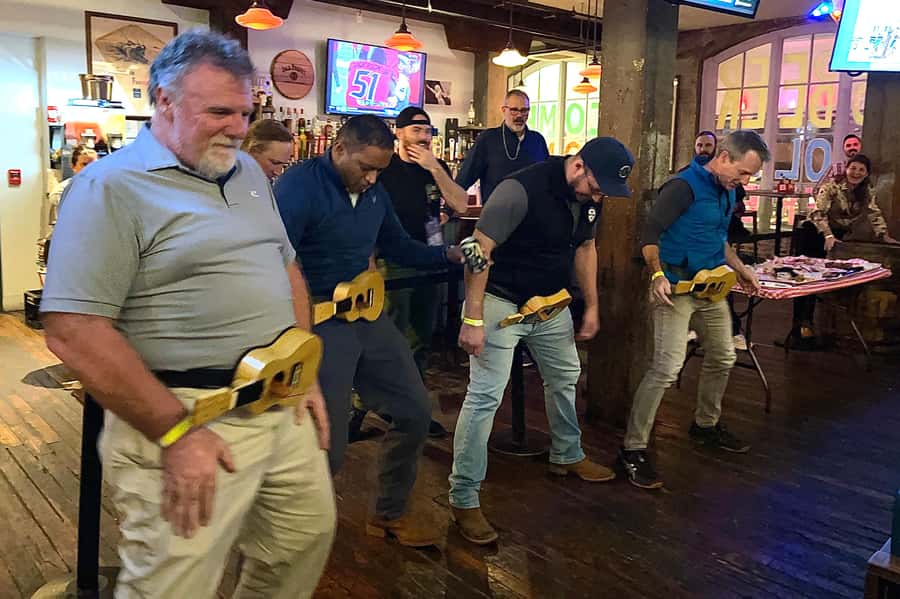 Nashville: Music City Pub Crawl - The social design: why this works for solo travelers and parties