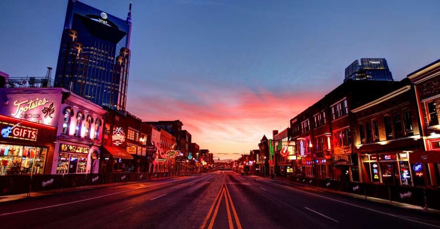 Nashville: Seeking Spirits Haunted Pub Crawl - Broadway’s Hard Rock Start: Where the Night Sets the Tone
