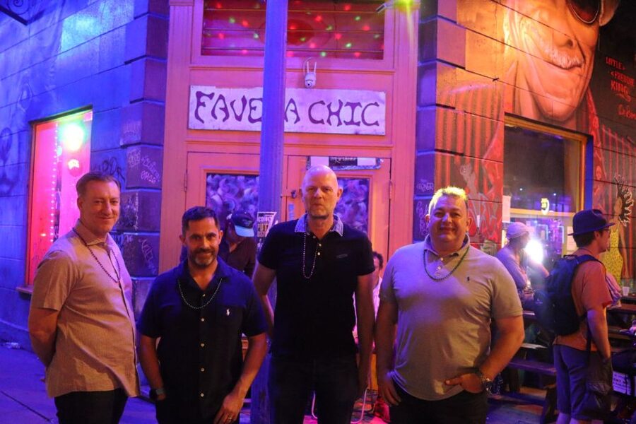 New Orleans: Ghost and Haunted Pub Crawl Tour with Free Shot - Entering The Rambler and Starting Your Crawl Right