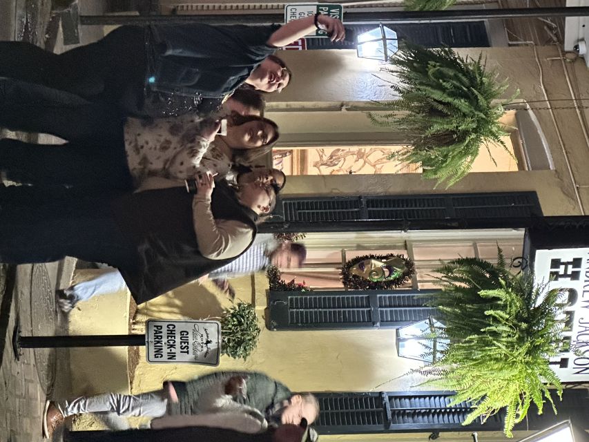 New Orleans: Ghost and Haunted Pub Crawl Tour with Free Shot - Madam John’s Legacy, MRB Brothel, and Mary the Beauty