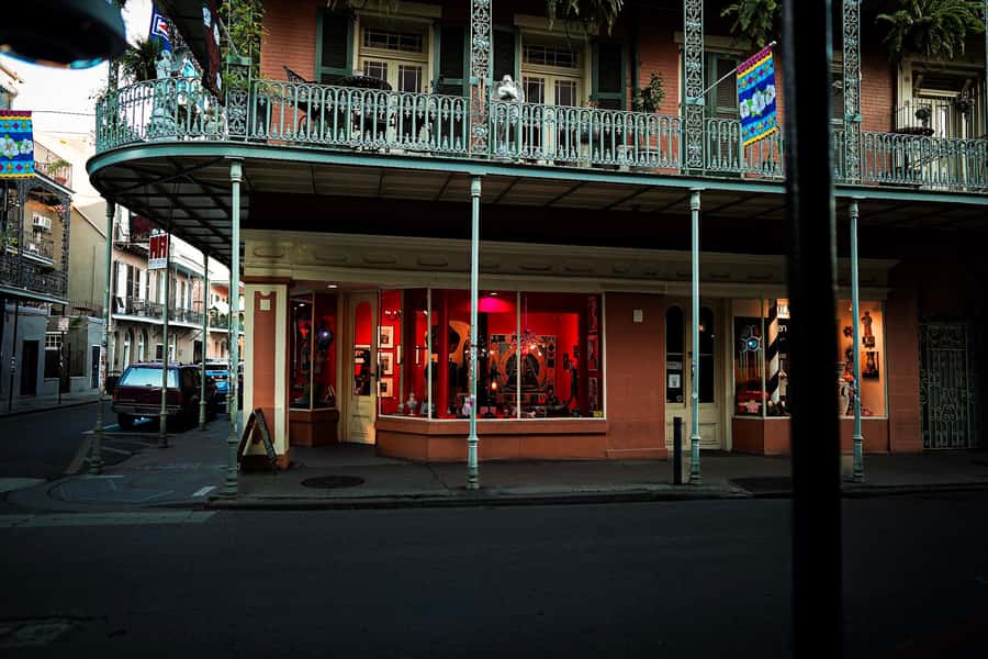 New Orleans: True Crime Pub Crawl - What You’ll Actually Hear: Ax Man Terror and Infamous Murders