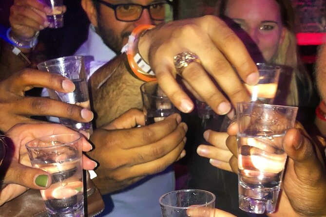 NYC Nightlife Crawl: Bars, Clubs & VIP Entry - Should You Book This NYC Nightlife Crawl?