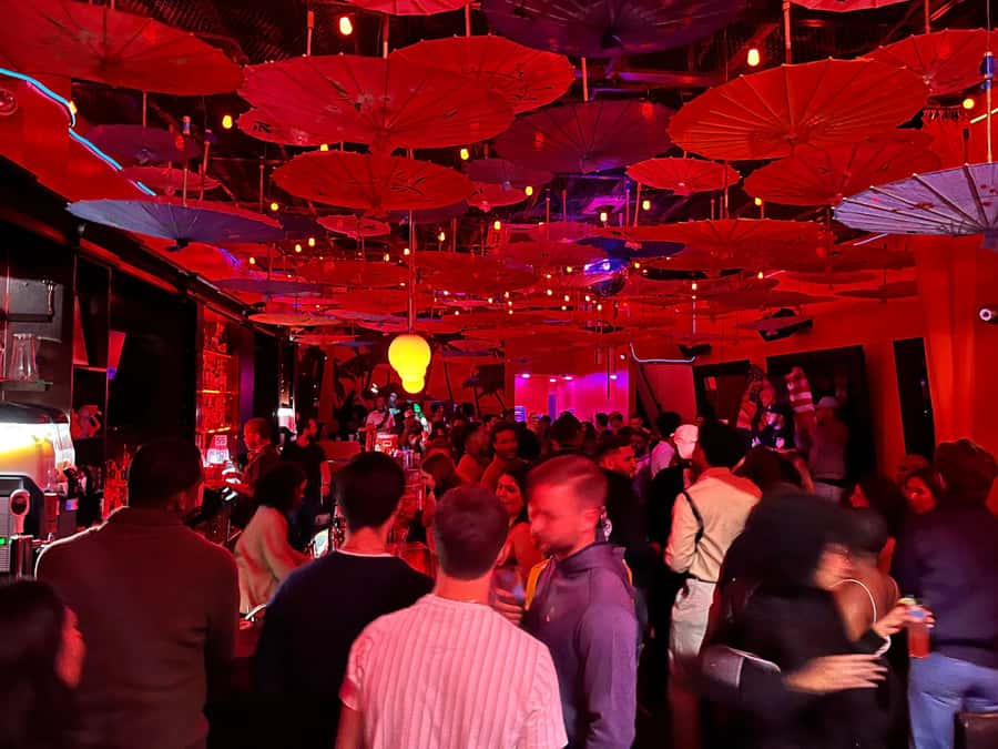 NYC Pub Crawl and Rooftop Clubbing Experience - The four stops: drink deals, shots, and a social pace