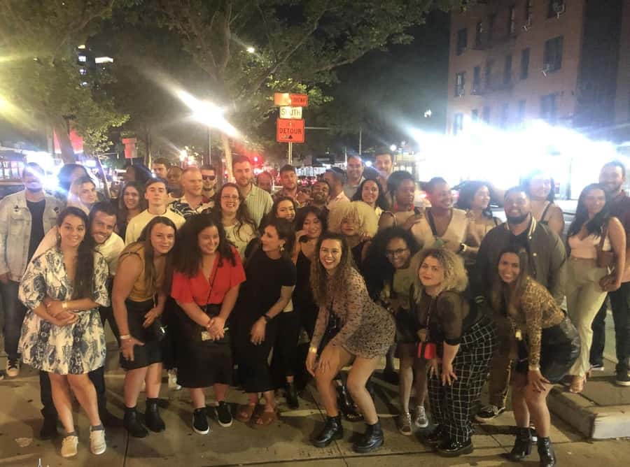NYC Pub Crawl and Rooftop Clubbing Experience - Express security and the rooftop club: what “fast-track” feels like