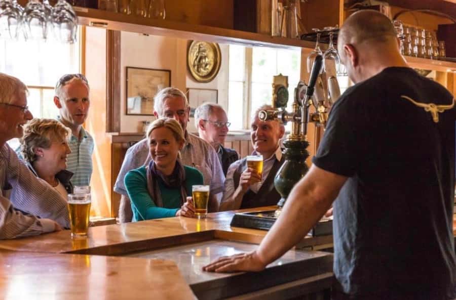 Old Hobart Pub Tour - The 90-minute flow: how the time usually gets spent