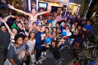 Osaka: Guided Pub Crawl - The 5-hour flow: how the crawl ramps up