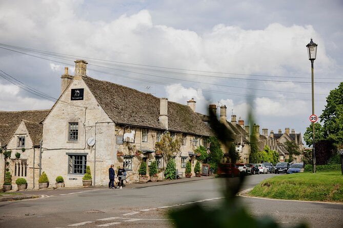 Oxford and Cotswolds Tour with Country Pub Lunch from London - Key highlights at a glance