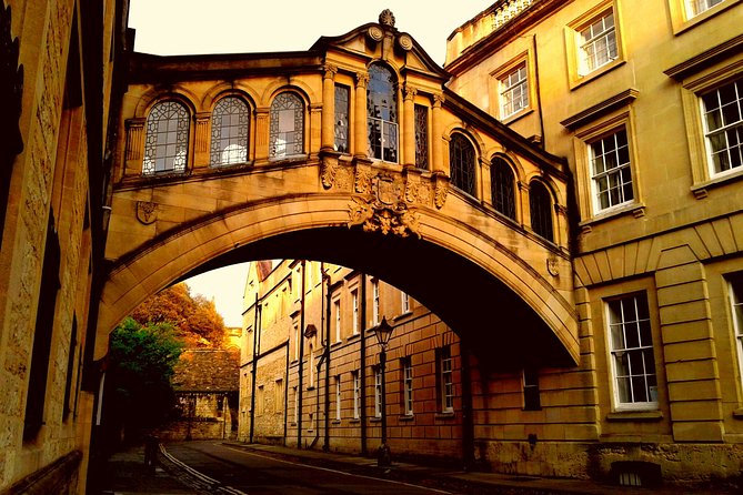 Oxford PRIVATE Pub and City Evening Walking Tour - How the pub stops work: what you’ll likely drink, and what you’ll pay for
