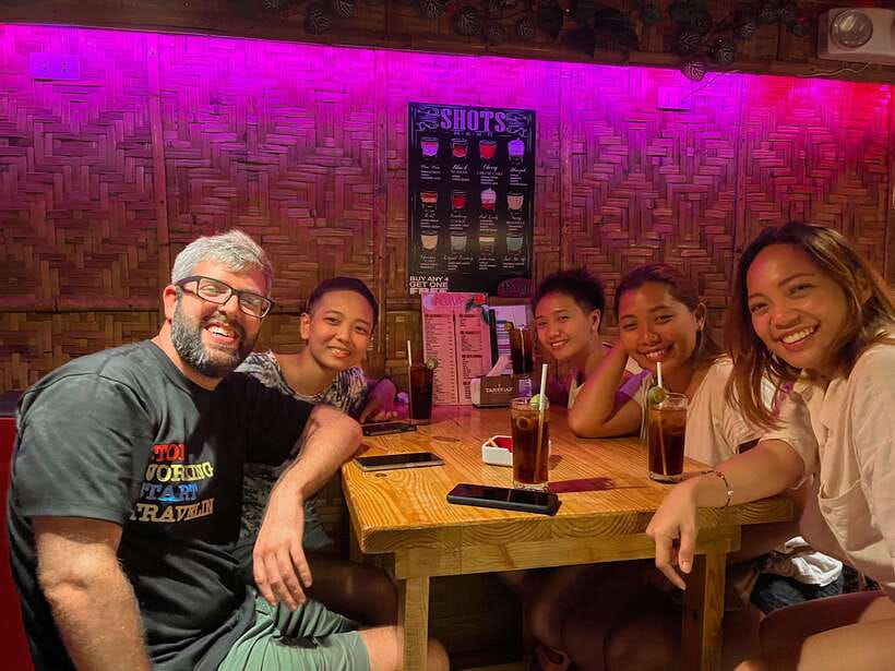 Panglao Bohol Island: Alona Beach Pub Crawl with Drinks - The Social Part: Why Meeting People Is the Main Feature