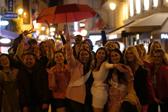 Paris Latin Quarter Pub Crawl Bars and Clubs - The Walk Connections: Notre-Dame and the Seine Area