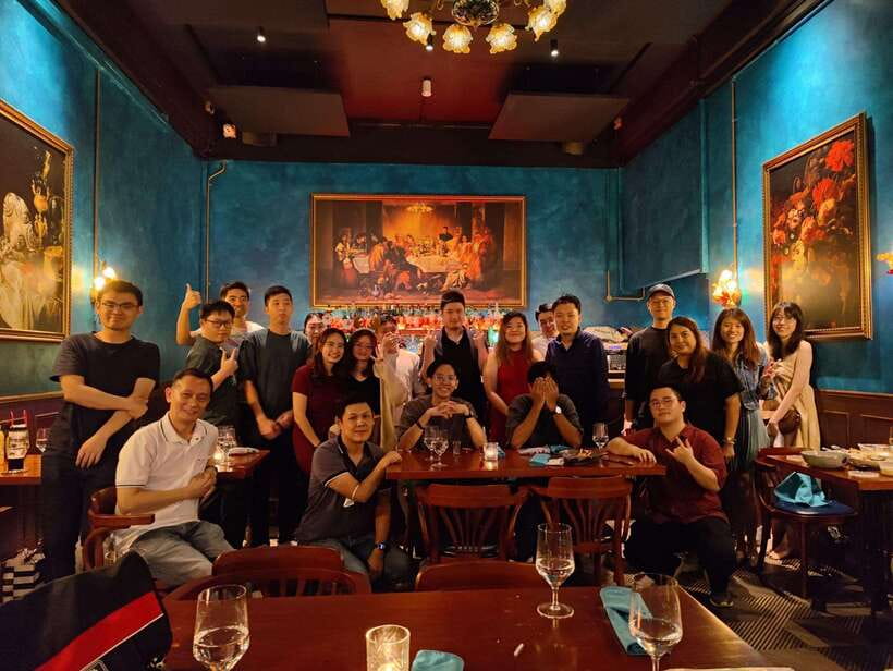 Party Singapore Bespoke Pub Crawl - The Social Engine: Games, Conversation, and New Friends Fast