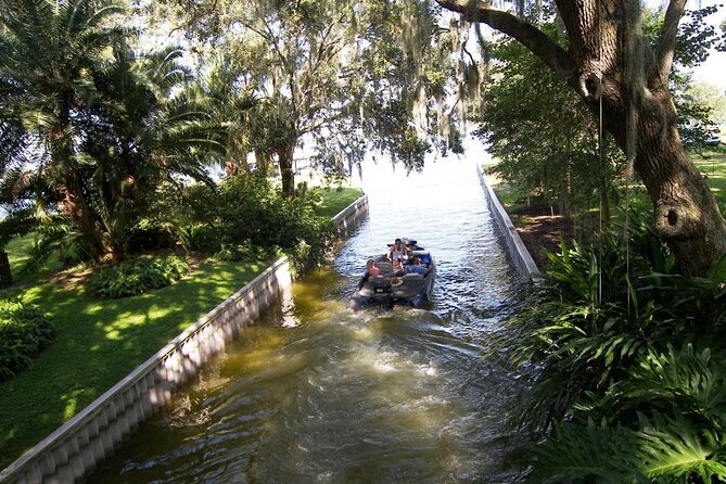 Pontoon Pub Crawl, 5 Lakeside Pubs and Restaurants Visit by Boat - Price and What You Actually Get for $90