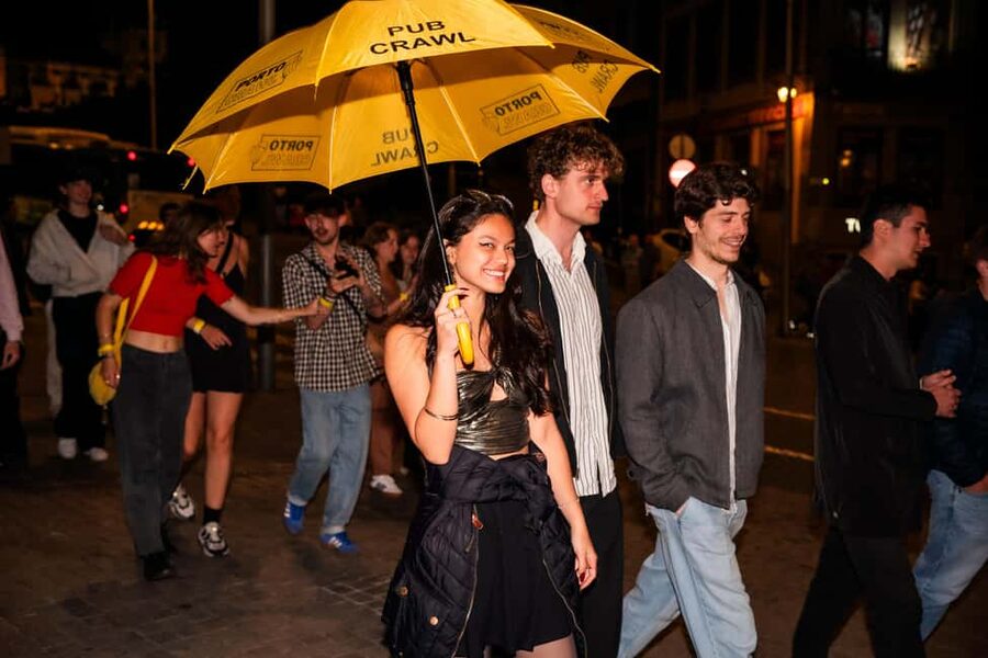 Porto: 4 Bar Pub Crawl, 7 Drinks, & Skip-the-Line Club Entry - What 7 Included Drinks Really Means for Your Budget