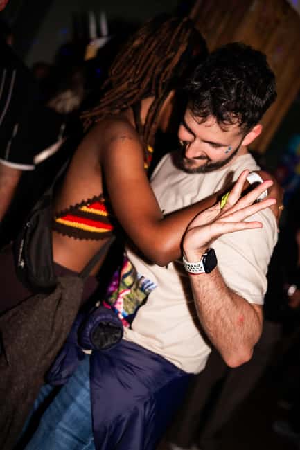 Porto: 4 Bar Pub Crawl, 7 Drinks, & Skip-the-Line Club Entry - Guides Matter: The Hosts Who Keep Everyone Included