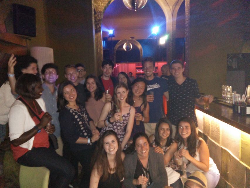 Porto: Pub Crawl with 6 Drinks and VIP Club Entry - Four bar stops near Galerias: how the crawl keeps you in the fun lane