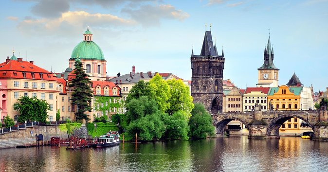 Prague Historic Pub Tour with Drinks Included - Key things I’d bet you’ll care about