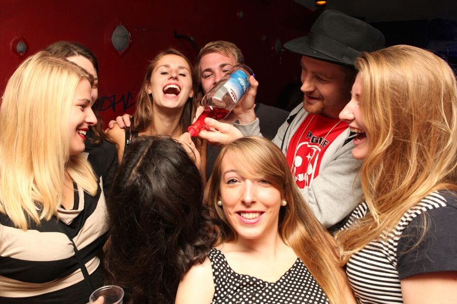 Prague: New Year's Eve Pub Crawl & Karlovy Lazne Club Entry - Meeting at Týnská 639/4: the easiest way to avoid first-night chaos