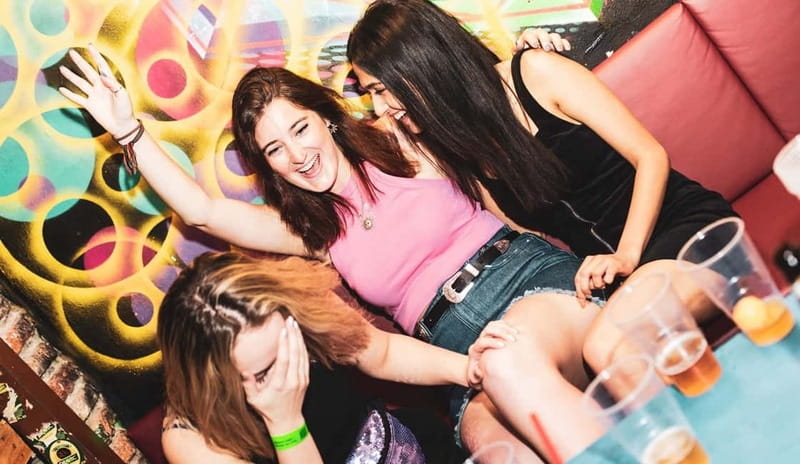 Prague: Pub Crawl with 2-Hour Open Bar at Drunken Monkey - Open Bar Timing: 7:45–9:45 vs 10–11 and What You Actually Get