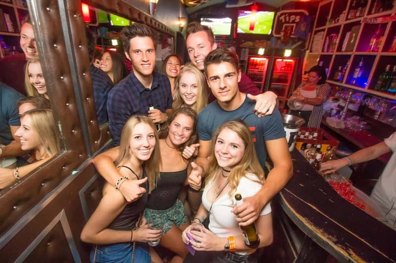 Prague: Pub Crawl with 2-Hour Open Bar at Drunken Monkey - My Practical Tips So You Don’t Lose Time (or Drinks)