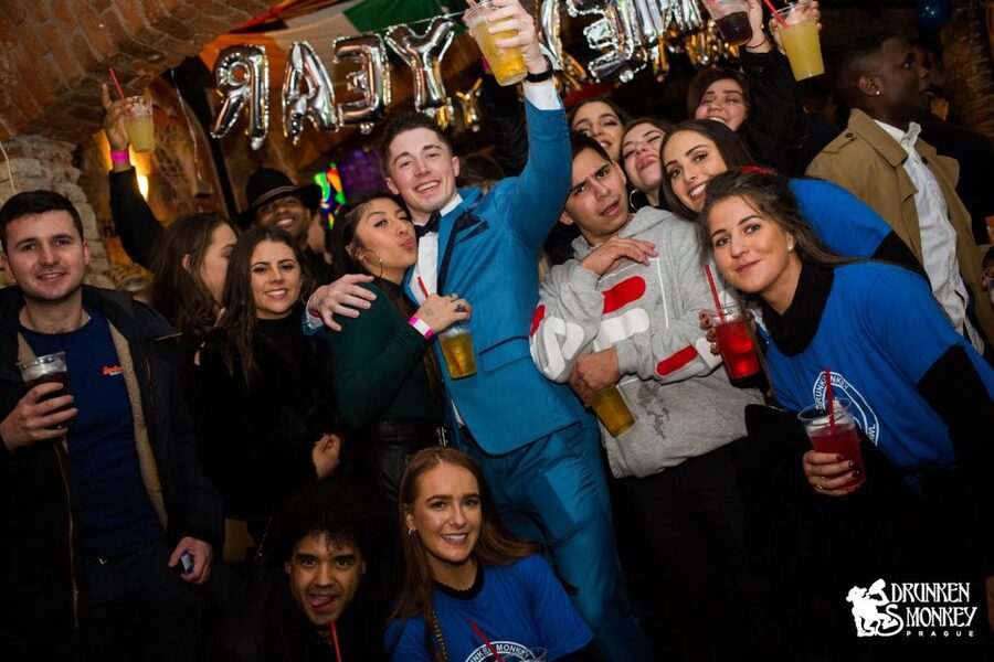 Prague: Pub Crawl with Open Bar and VIP Entry - Key things to know before you go