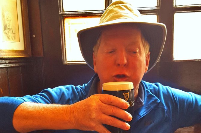 Private Dublin Pub Odyssey: Storytelling, and Pub Culture - The surprise pub stop: why your guide’s choices can make or break it