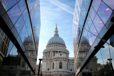 Private Group: Historical Pub Walking Tour of London - Black Friar: art-nouveau pub style and a 20-minute drink break