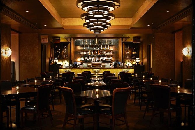 Private Speakeasy Pub Crawl in Chicago with Local Historian - The Human Touch: Guides Like Conor, Kai, and Stefan