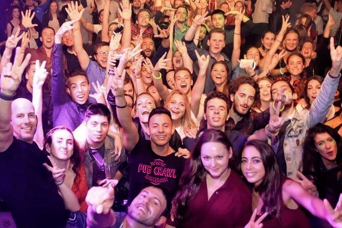 Pub Crawl Barcelona by EVOLVE The BEST night experience - Quick hits on this Barcelona pub crawl