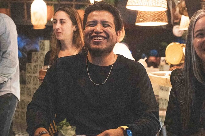Pub Crawl in Bogotá - Stop 1: MICROCERVECERIA BY BRUDER beer tasting plus liquor swaps