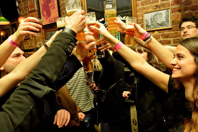 Pub Crawl in Edinburgh - Stop 2: Pilgrim Bar Meeting Point Turns Into Your Night’s Landing Pad