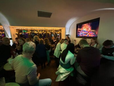 Pub crawl incl. Oktoberfest museum guided tour with beer tasting (private) - Beer and Oktoberfest Museum: the story behind Munich’s beers