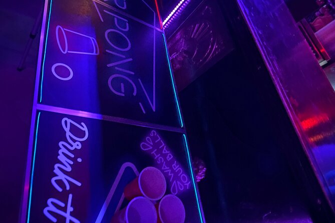 Pub Crawl Nice : Drink, Laugh, Meet the World - Stop 1: AKATHOR Pub and your first round