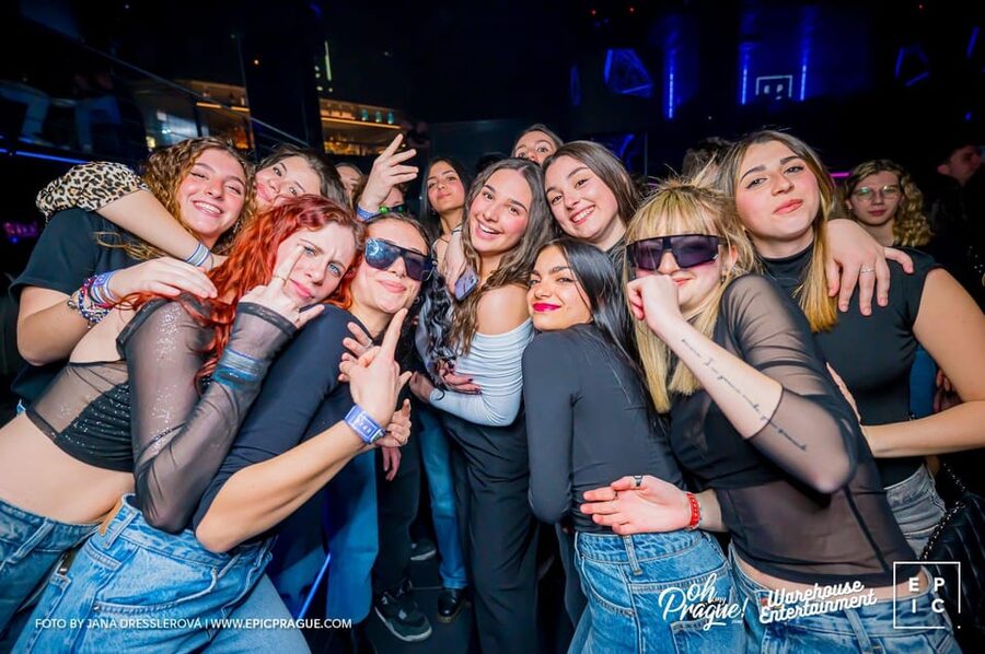 Pub Crawl with Shots and Night Club I Prague - Who This Pub Crawl Is Best For